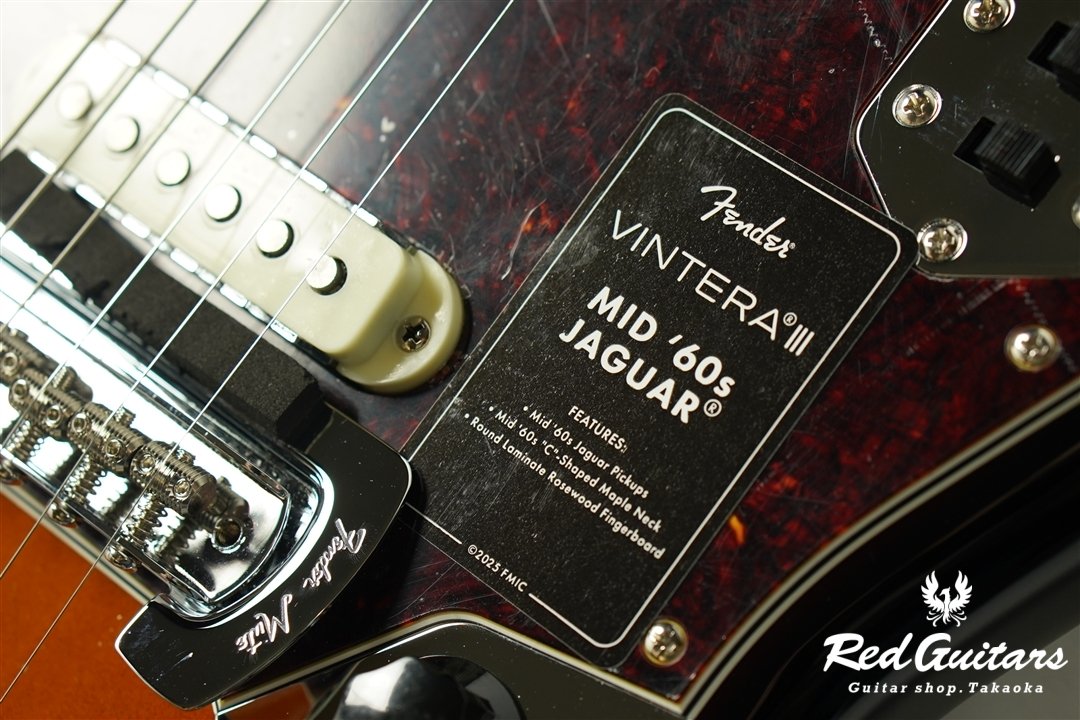  Vintera III Mid 60s Jaguar - 3-Color Sunburst
